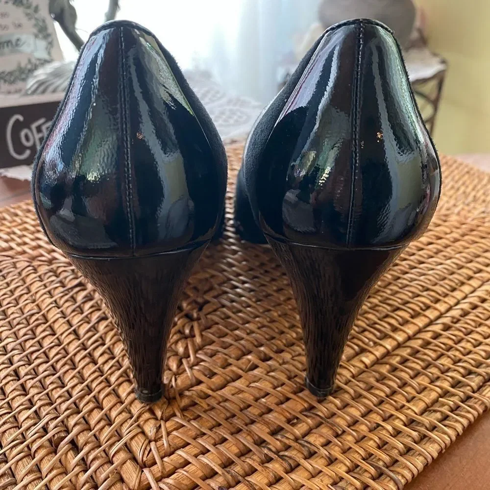 Gorgeous Franco Sarto Suede/Patent Leather Pumps